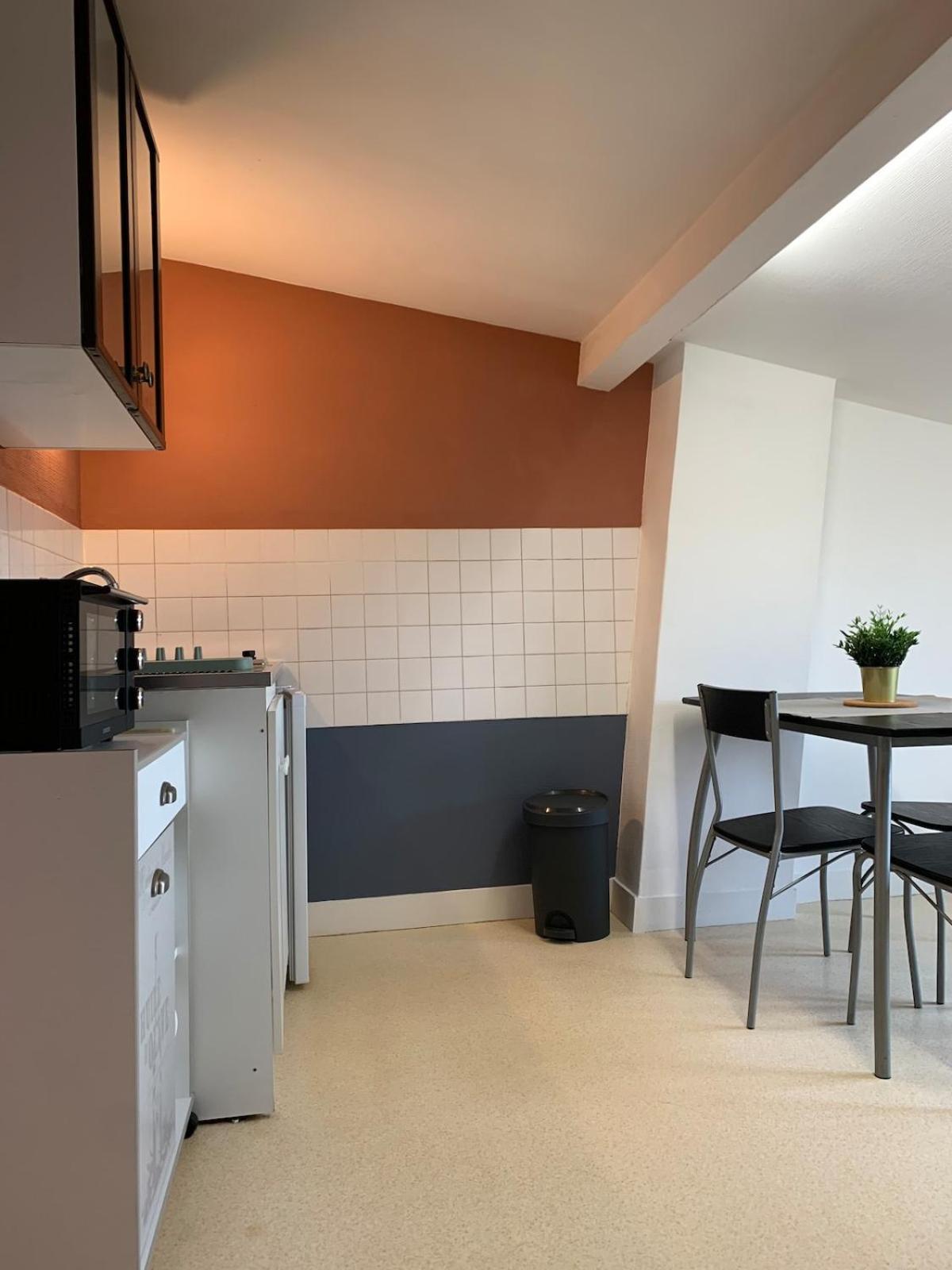 Appartement Charmant Face Au Haras サン・ロー エクステリア 写真